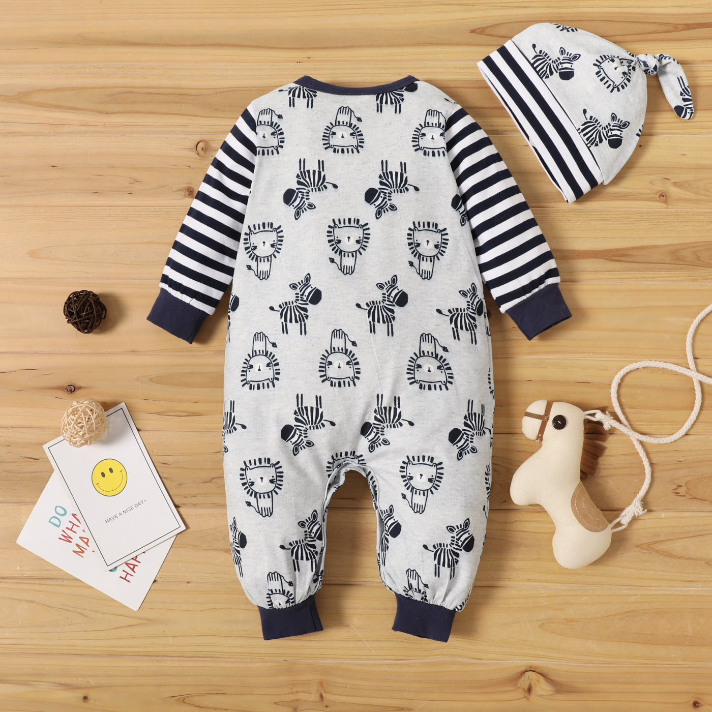 2pcs Cartoon Lion and Zebra Print Grey Baby Striped Long-sleeve Jumpsuit Set