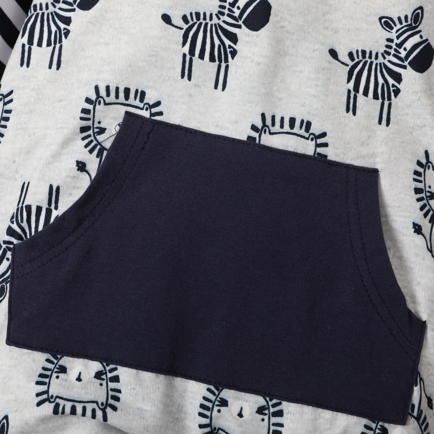 2pcs Cartoon Lion and Zebra Print Grey Baby Striped Long-sleeve Jumpsuit Set
